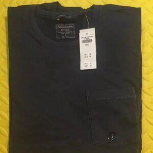 NWT Abercrombie & Fitch Men Navy Blue Small Garment-dyed t-shirt